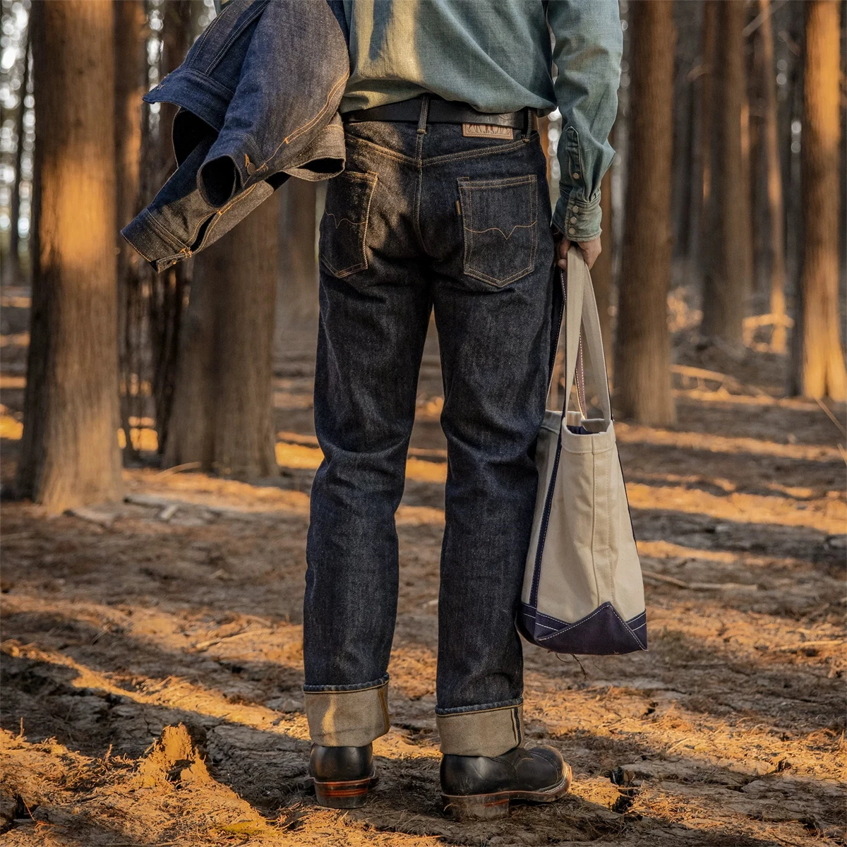 Red Tornado NOIR 21oz lisière  - Levis Jeans 501 avis et prix